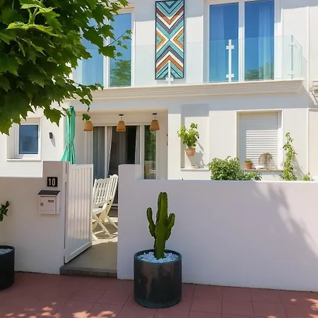 La Familia House La Cala * La Cala De Mijas